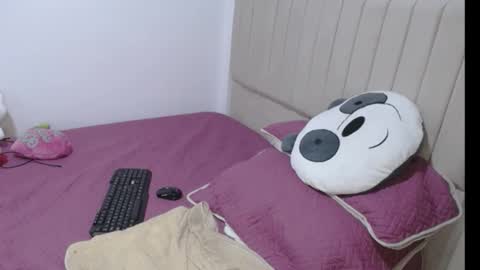 Snapshot of stepmom_slut_50_ chatting on September 13, 2025, 9:36 pm Angie mature online show from September 13, 2025, 9:36 pm