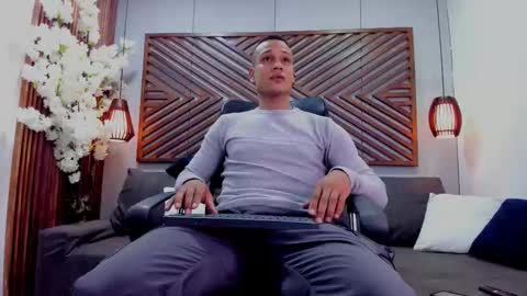    online show from February 4, 2026, 8:03 pm