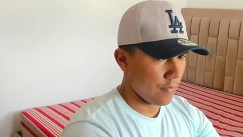 Snapshot of steve_hard_ chatting on July 18, 2026, 4:00 pm steve online show from July 18, 2026, 4:00 pm