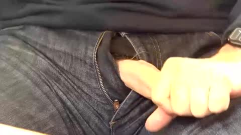 Snapshot of stevenh5710 chatting on March 10, 2025, 6:34 pm stevenh5710 online show from March 10, 2025, 6:34 pm