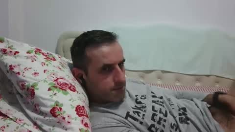 Snapshot of stevenpit chatting on February 17, 2025, 8:15 pm stevenpit online show from February 17, 2025, 8:15 pm