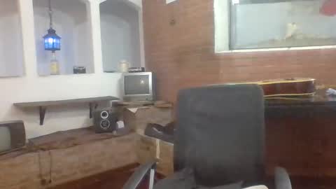 stevenson988 online show from April 15, 2026, 11:50 am