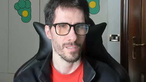 Snapshot of stevex870 chatting on October 8, 2025, 12:14 pm Steve online show from October 8, 2025, 12:14 pm