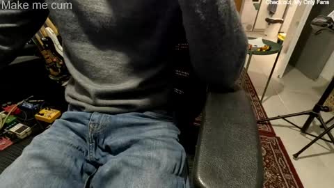 stevie_grey online show from May 6, 2026, 6:46 pm