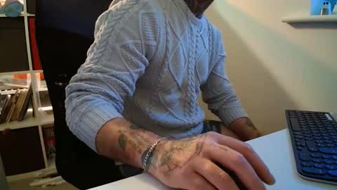 stevie_rae online show from November 13, 2025, 4:17 pm