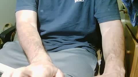 Chillguy online show from April 10, 2026, 4:33 pm