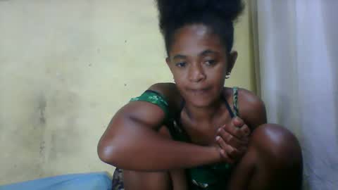 sthela915849 online show from January 18, 2026, 4:00 pm