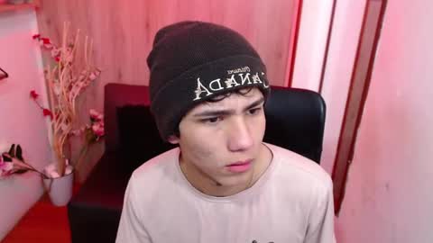 Stich online show from February 14, 2026, 1:19 pm