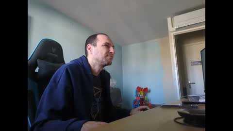 Snapshot of stickolive1 chatting on November 13, 2025, 8:57 am stickolive1 online show from November 13, 2025, 8:57 am