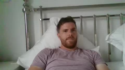 Snapshot of sticky_keyboard1234 chatting on February 4, 2025, 6:46 am Josh online show from February 4, 2025, 6:46 am