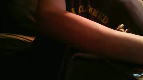 Snapshot of stickymouse45 chatting on April 19, 2026, 5:29 am stickymouse45 online show from April 19, 2026, 5:29 am