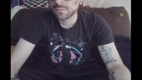 Snapshot of stickywhiteslime chatting on July 18, 2026, 6:01 pm stickywhiteslime online show from July 18, 2026, 6:01 pm