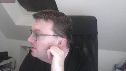 Snapshot of still_alive1985 chatting on November 7, 2025, 6:08 pm Oliver online show from November 7, 2025, 6:08 pm