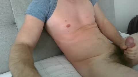 Snapshot of stimast1 chatting on December 2, 2024, 6:10 pm stimast1 online show from December 2, 2024, 6:10 pm