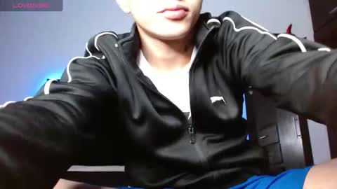 Snapshot of stivent777 chatting on March 10, 2025, 11:38 pm stiven tellez online show from March 10, 2025, 11:38 pm