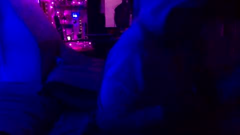 Snapshot of stl_puhcz_glob3r chatting on November 18, 2025, 9:03 am stl_puhcz_glob3r online show from November 18, 2025, 9:03 am