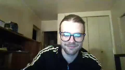 Snapshot of stockingsnfeet chatting on December 16, 2024, 12:26 am stockingsnfeet online show from December 16, 2024, 12:26 am