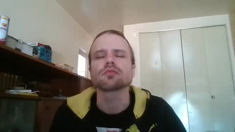 stockingsnfeet online show from April 6, 2026, 1:01 pm