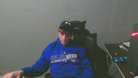 stonedpanda77 online show from January 19, 2025, 3:18 am