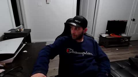 stonedpanda77 online show from December 22, 2025, 1:57 am