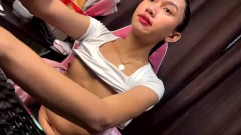 Snapshot of stonehard_sophia chatting on June 21, 2026, 4:53 pm Cute Sophia online show from June 21, 2026, 4:53 pm