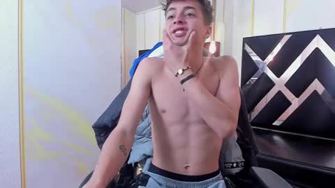 Snapshot of stonne69 chatting on March 12, 2025, 4:24 pm stonne69 online show from March 12, 2025, 4:24 pm