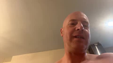 Stoodley22 online show from March 3, 2025, 5:42 am