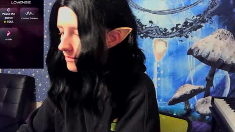 Stormythunder online show from September 17, 2025, 8:27 am