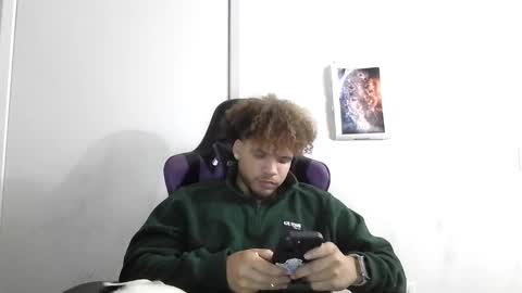 Snapshot of str8dj chatting on September 23, 2025, 4:26 am Dj online show from September 23, 2025, 4:26 am