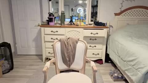 str8whiteboy21 online show from February 3, 2026, 9:47 am