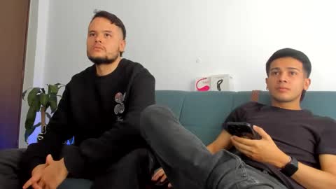 Snapshot of straight_boys_hornys chatting on November 29, 2025, 8:23 pm straight_boys_hornys online show from November 29, 2025, 8:23 pm