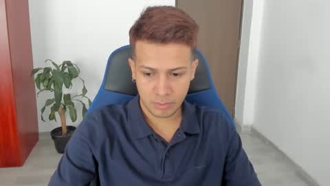 Snapshot of straight_boys_hornys chatting on January 12, 2026, 7:41 pm straight_boys_hornys online show from January 12, 2026, 7:41 pm