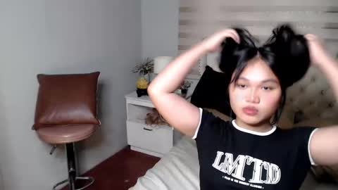 Snapshot of straight_moreno69 chatting on April 15, 2026, 8:10 am James online show from April 15, 2026, 8:10 am