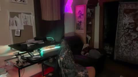 Cowboy Zuhly online show from March 27, 2026, 5:57 am