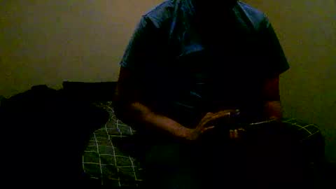 Snapshot of straightpipe18 chatting on November 6, 2025, 3:29 am straightpipe18 online show from November 6, 2025, 3:29 am