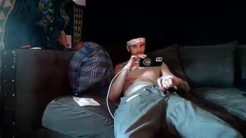 straitpipermann22 online show from February 9, 2026, 9:08 pm