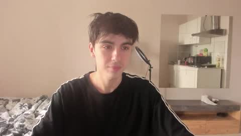 Snapshot of stralght_twinks chatting on April 29, 2026, 8:18 am Ray online show from April 29, 2026, 8:18 am