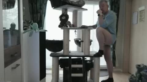 Stranger online show from April 13, 2026, 5:35 am