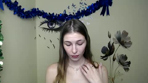 Amalia online show from January 22, 2025, 4:02 pm