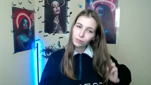 Amalia online show from October 28, 2025, 7:12 am