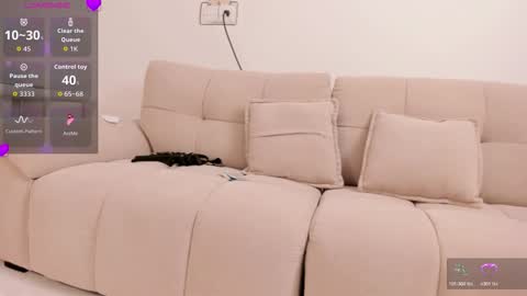 Snapshot of strawberry_ni09 chatting on November 4, 2025, 6:34 am strawberry_ni09 online show from November 4, 2025, 6:34 am