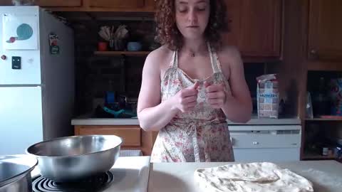 Snapshot of strawberrylotsacake chatting on November 25, 2025, 3:56 pm Strawberrylotsacake online show from November 25, 2025, 3:56 pm