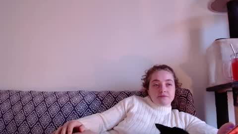 Snapshot of strawberrylotsacake chatting on November 28, 2025, 7:38 pm Strawberrylotsacake online show from November 28, 2025, 7:38 pm