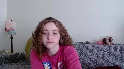 Strawberrylotsacake online show from March 31, 2026, 4:40 pm