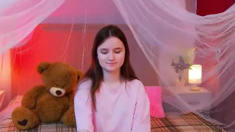 Snapshot of strawbunnybite chatting on May 22, 2026, 2:44 pm Bunny online show from May 22, 2026, 2:44 pm
