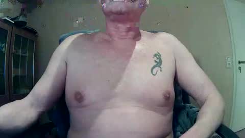 Snapshot of strohnahohn2023 chatting on January 13, 2026, 7:52 pm Thomas online show from January 13, 2026, 7:52 pm