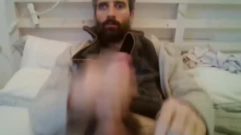 stroke1 online show from January 8, 2025, 7:24 am