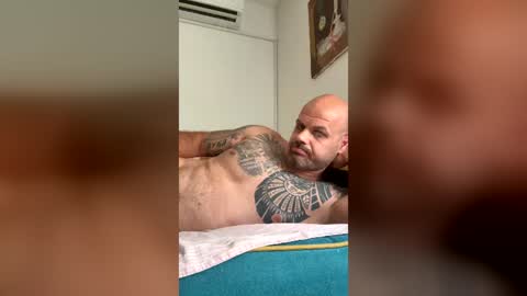 strongdaddy91 online show from June 24, 2026, 10:58 am