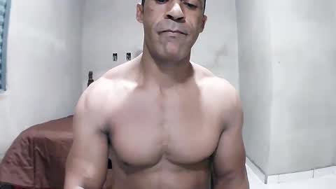 Snapshot of strongdaddyfantastic chatting on April 2, 2026, 3:59 am strongdaddyfantastic online show from April 2, 2026, 3:59 am