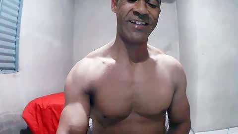 Snapshot of strongdaddyfantastic chatting on May 28, 2026, 6:10 am strongdaddyfantastic online show from May 28, 2026, 6:10 am